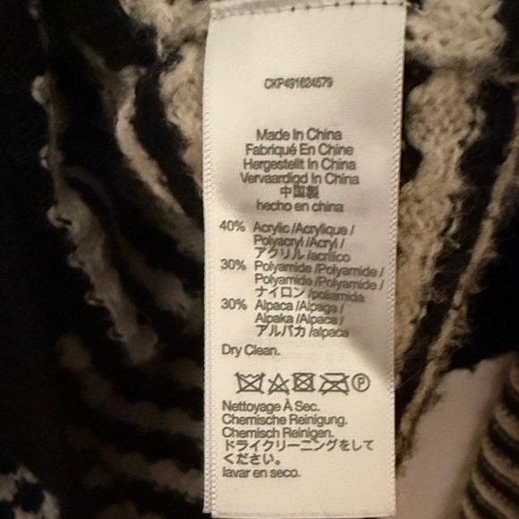 Madewell Black and White Sweater - Picture 6 of 6